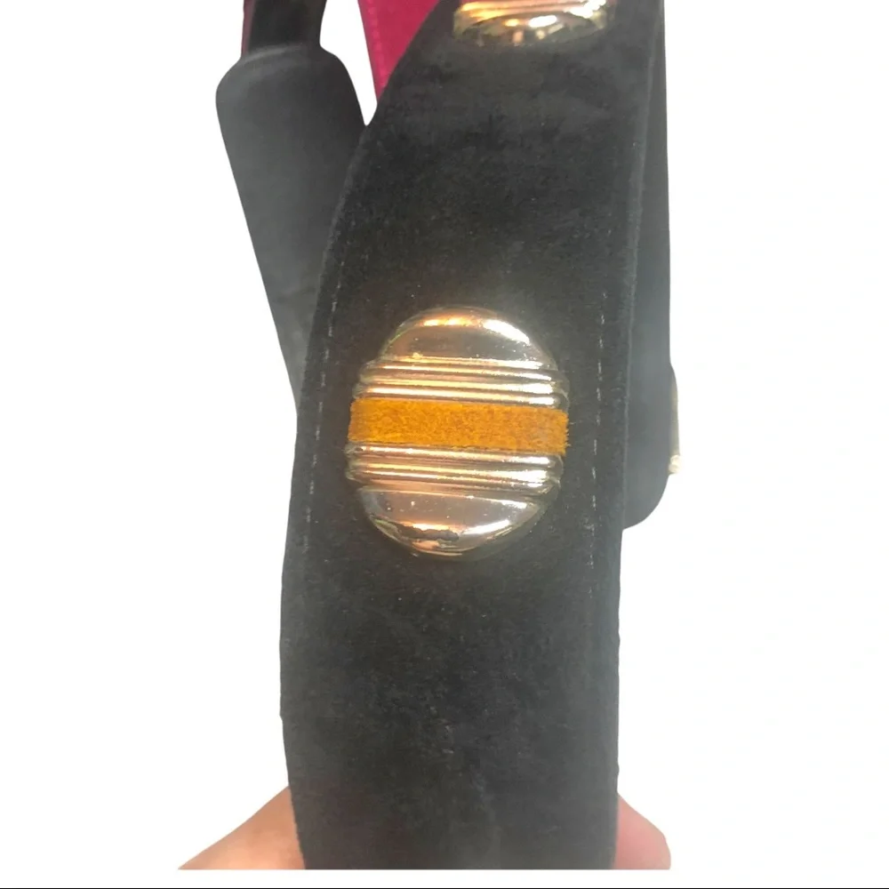 Ginnie Johansen‎ Fabulous retro Suede vintage belt size S
